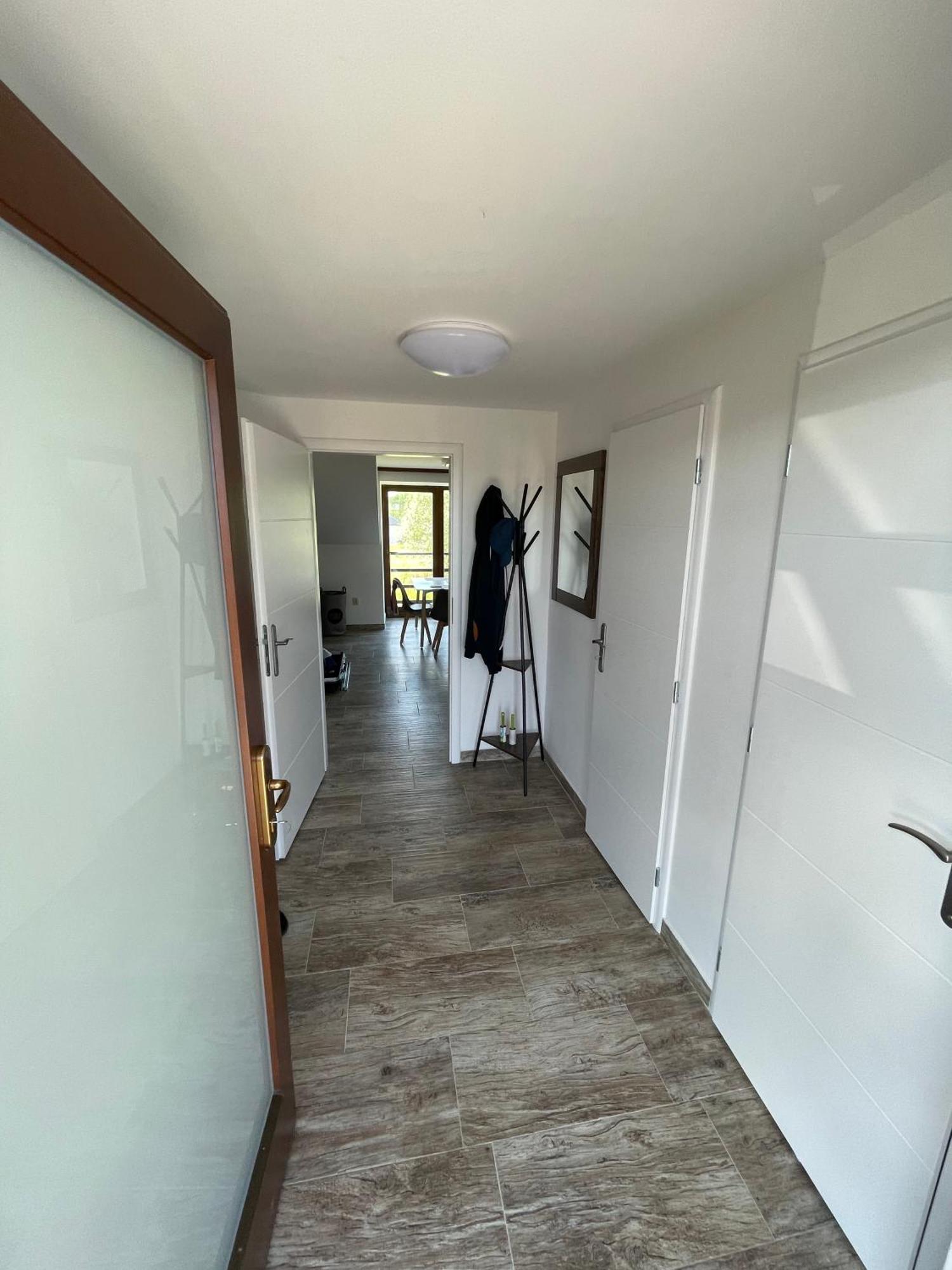 Lake View Apartments Near Golf Resort Kuneticka Hora, Dritec ปาร์ดูบิตเซ ห้อง รูปภาพ