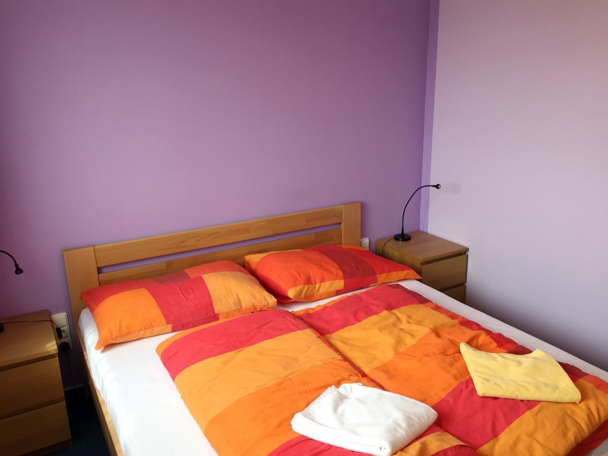 Lake View Apartments Near Golf Resort Kuneticka Hora, Dritec ปาร์ดูบิตเซ ภายนอก รูปภาพ